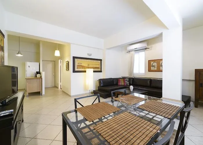 Sirkin/Frishman Apartment